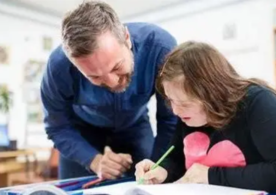 Providing a helping hand through our Keyworker Service